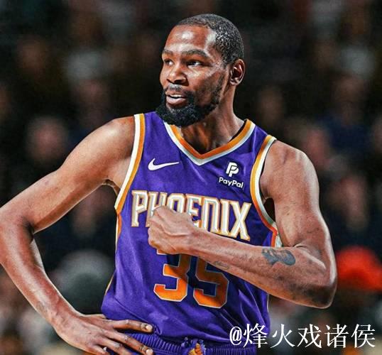 37岁杜兰特单场25+5+5+5帽,成历史第二年长纪录保持者 37岁杜兰特单场25+5+5+5帽,成历史第二年长纪录保持者